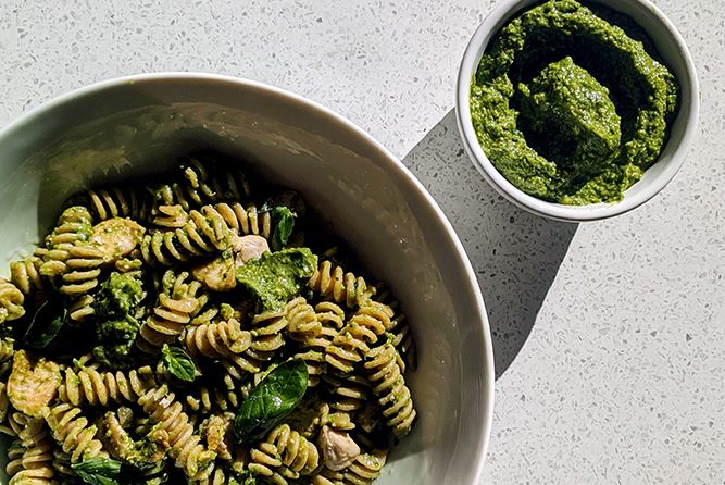 Creamy Chicken and Avocado Pesto Pasta