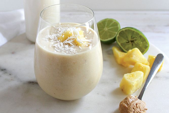 TROPICAL ANTIOXIDANT SMOOTHIE